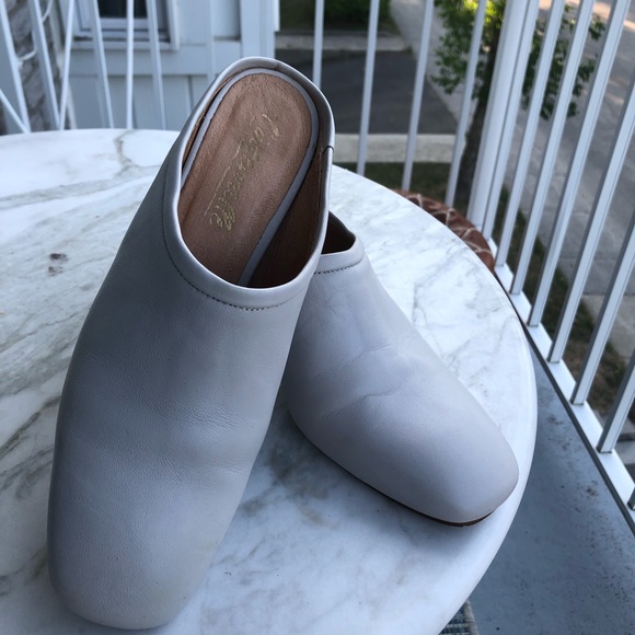 Classic grey leather Mules - Picture 6 of 9
